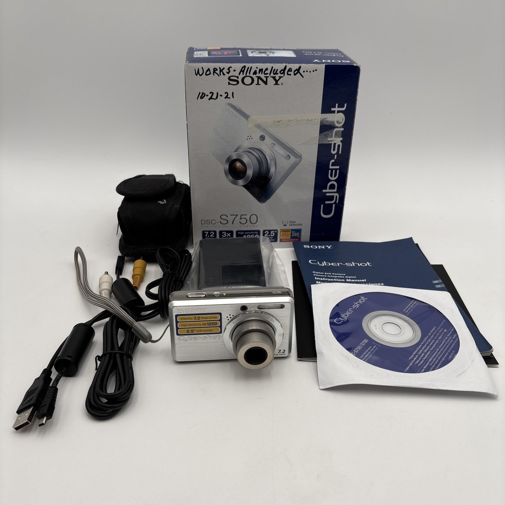 Sony Cyber-shot DSC-S750 Silver 7.2MP Digital Camera Battery Cables Case TESTED